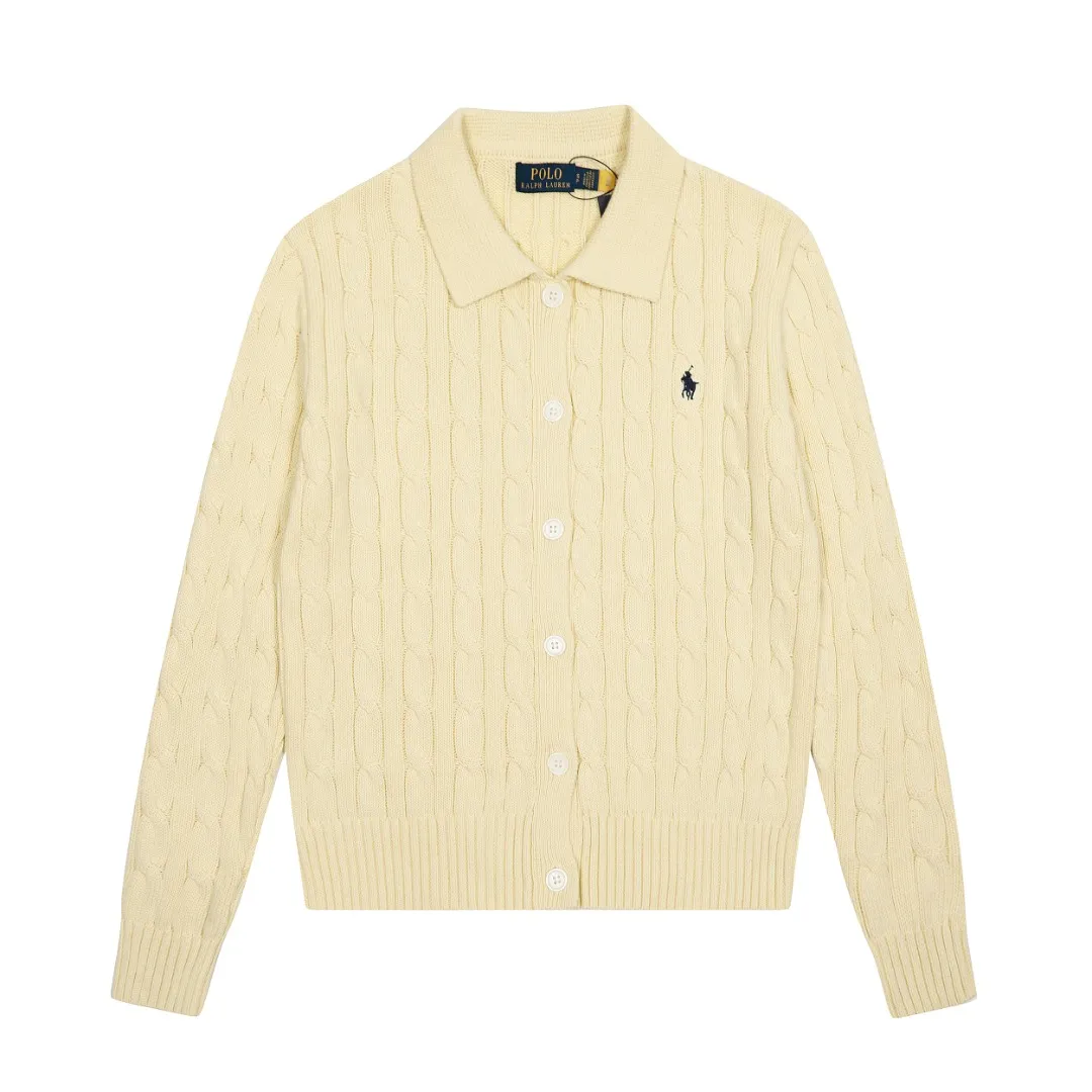 P270 Top quality" Style number: DS822# (not off the shelves all year round) [Ralph Lauren solid color pony embroidered logo lapel twist knitted cardigan] ✅Ralph Lauren Ralph Lauren classic basic versatile lapel knitted cardigan jacket ✅Main supply platform live broadcast Wholesale entity Replacement when out of stock Not off the shelf ✅ZP quality 1:1 version Scan the code to enter the GF website Counter quality ✅Detailed quality is the only one in Guangzhou Imported quality cotton yarn, focusing on high-end, cost-effective, good quality needless to say ✅The version is restored to the original order, the maximum size can be worn up to 160 pounds, loose, comfortable and stress-free ✅The upper body is simple and easy to match, ootd must-have style, good-looking clothes are never picky, a must-have recommendation for couples. Size: S-XL Color: black white gray almond light blue khaki pink burgundy Chinese red navy white label navy red label